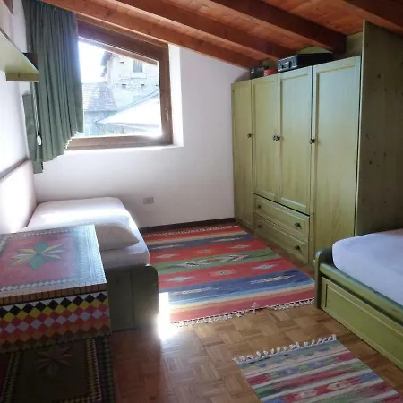 Casa La Resega 公寓 *